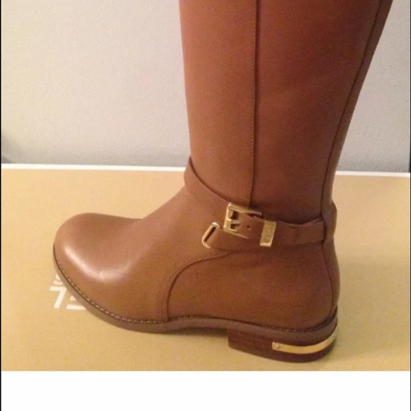 Michael Kors Arley boots - Picture 7 of 7